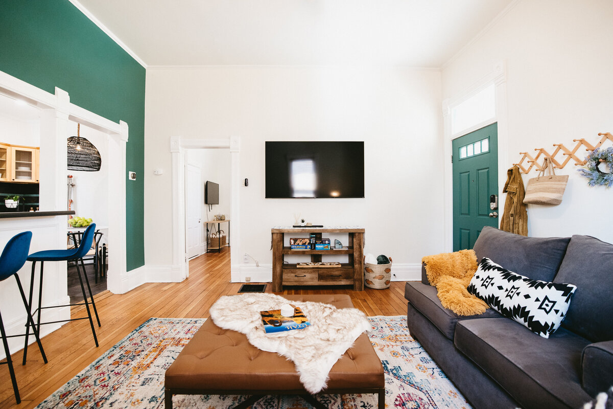ElevatedAveAirbnb-1783
