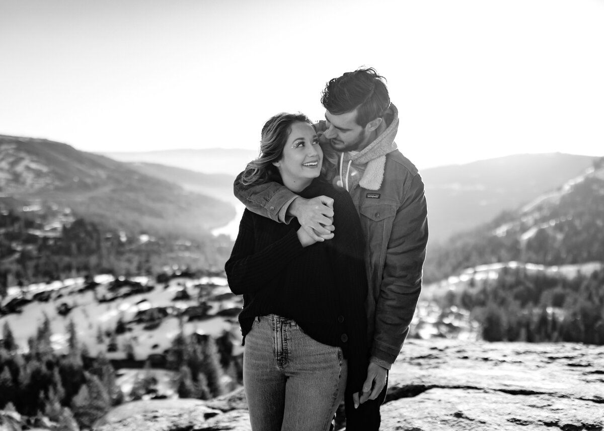 03122022_Kaci+Tyler_DonnerPassCA_AnjaJensenPhotography-115