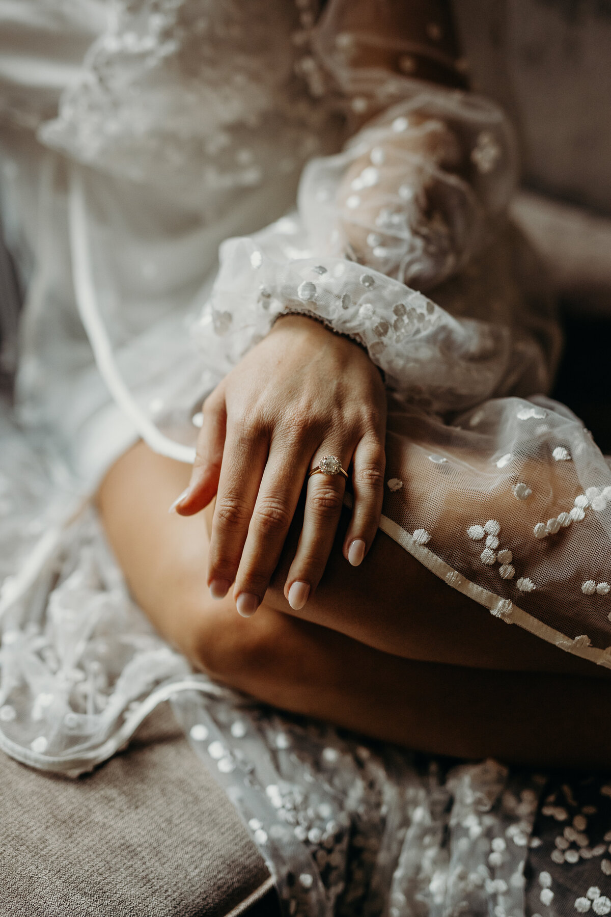 Hotel-Ulysses-Romantic-Painterly-Wedding-Portrait