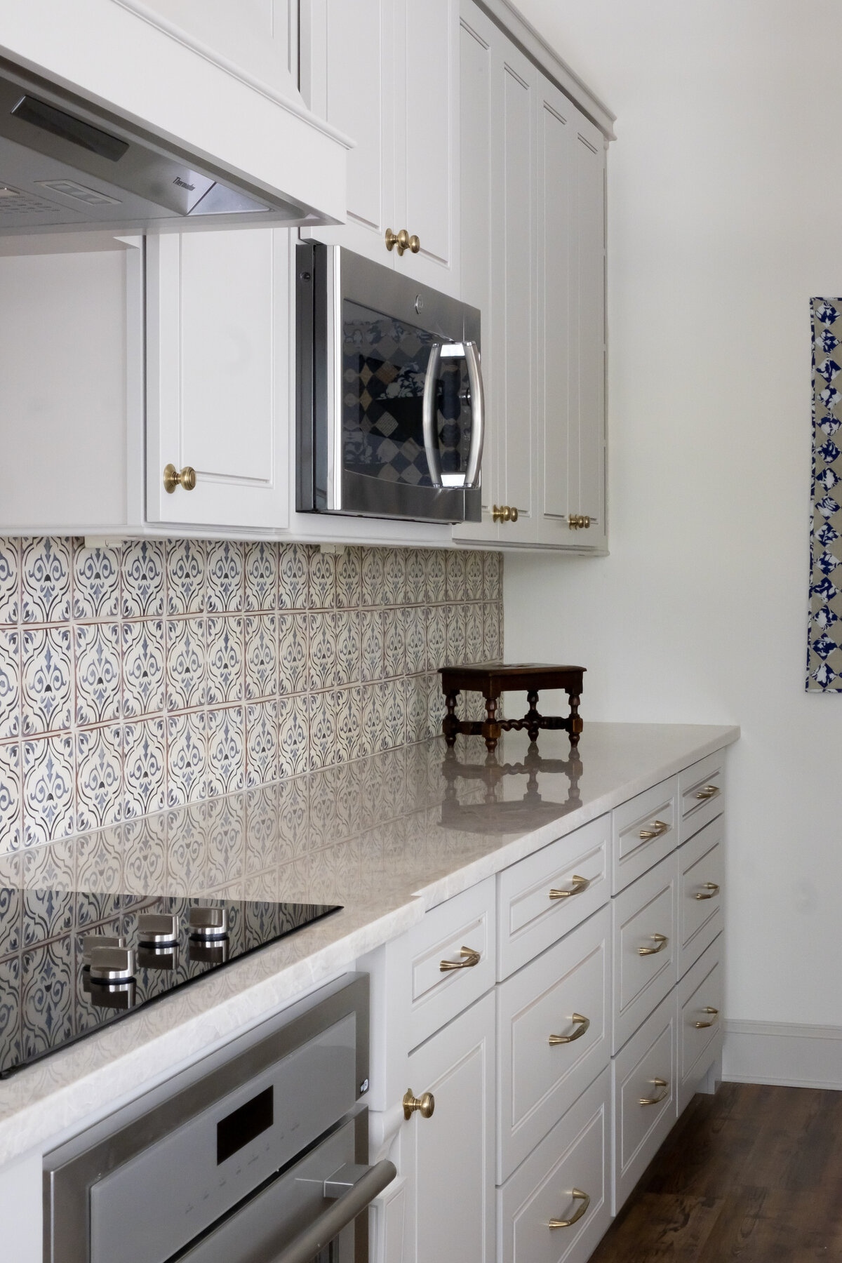 Small_Kitchen_Remodel_Mandeville_LA_Tabarka_Tile_19