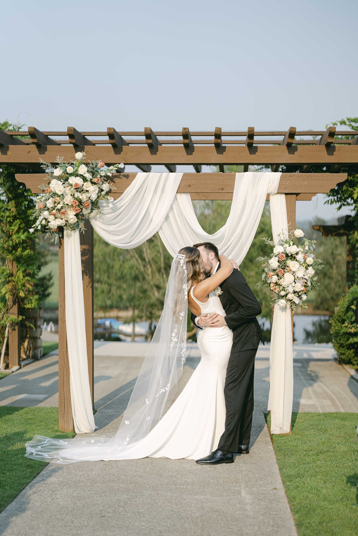 Lord Hill Farms Washington Wedding Ksenia Vasenev Photography_20240906_0100_1