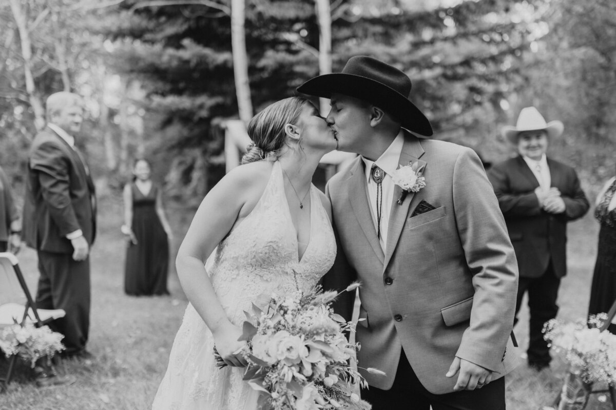 yellowstone_elopement_photographer-89