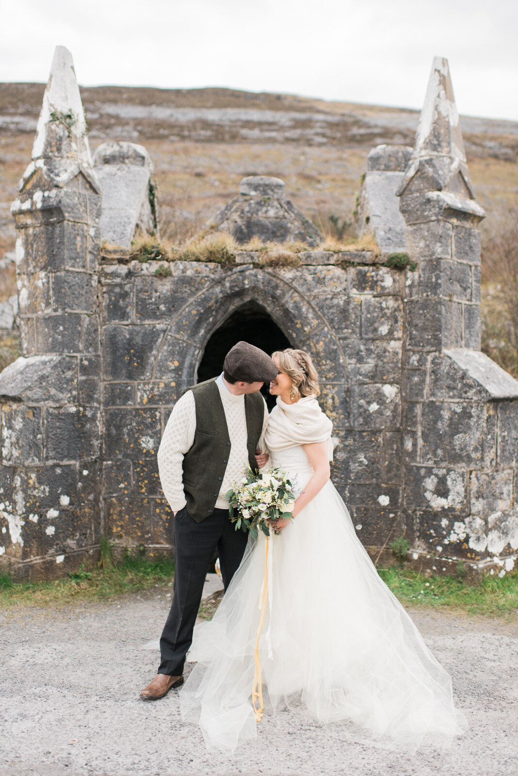 Kate-Murtaugh-Events-Ireland-international-destination-wedding-planner-Irish-elopement-couple-County-Clare