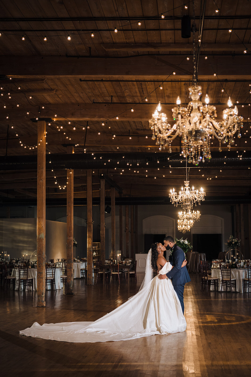 Ed and Aileen Photography Chicago Illinois Digital Film Wedding Engagement Photographers Destination Bibb Mill41