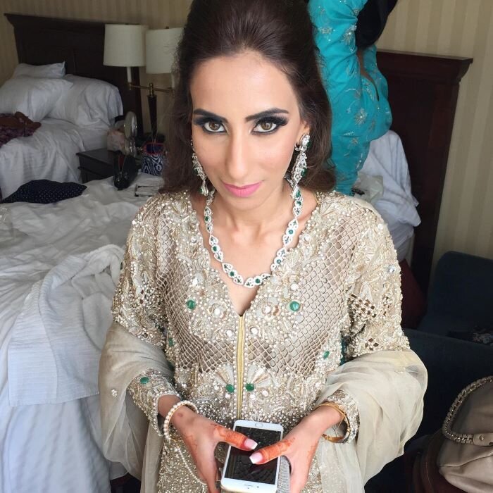 Achieve a flawless finish with airbrush makeup by Neelam Kaur, your Ottawa Makeup Artist