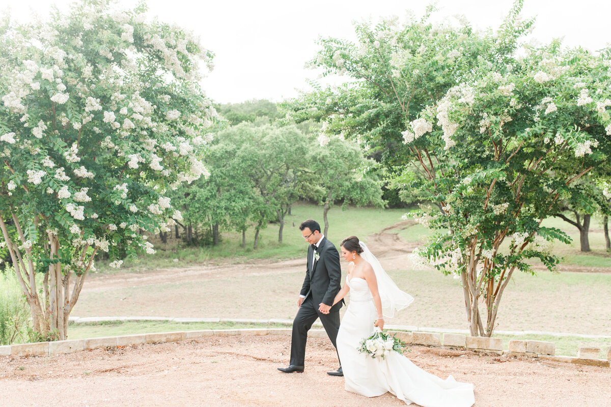 Kendall-Point-Texas-Wedding-Venue-Allison-Jeffers-Photography5