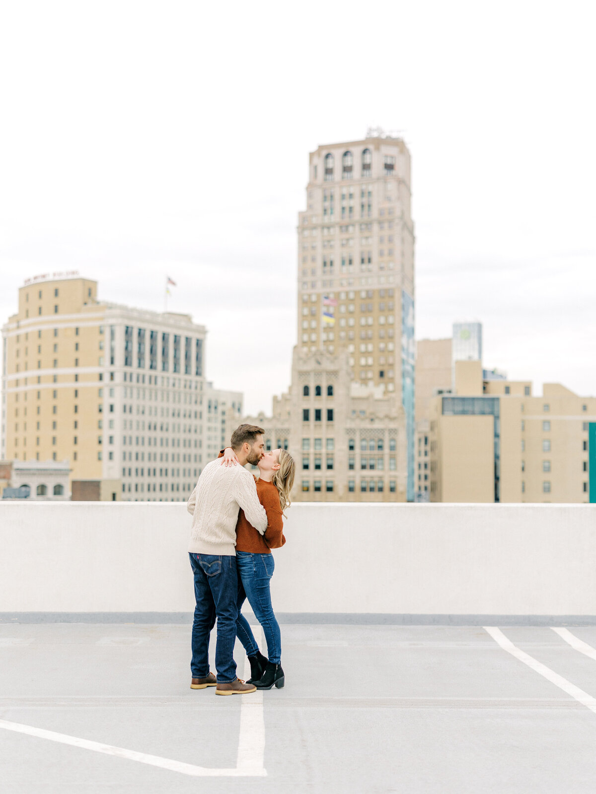 Lauren-Baker-Photography-Detroit-Engagement-47