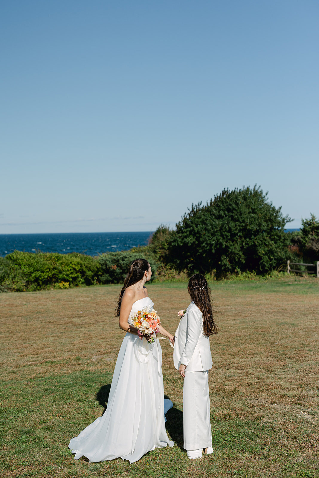 MarthasVineyardWedding_FirstLook_AbbeyAsh_SamBrooks-44