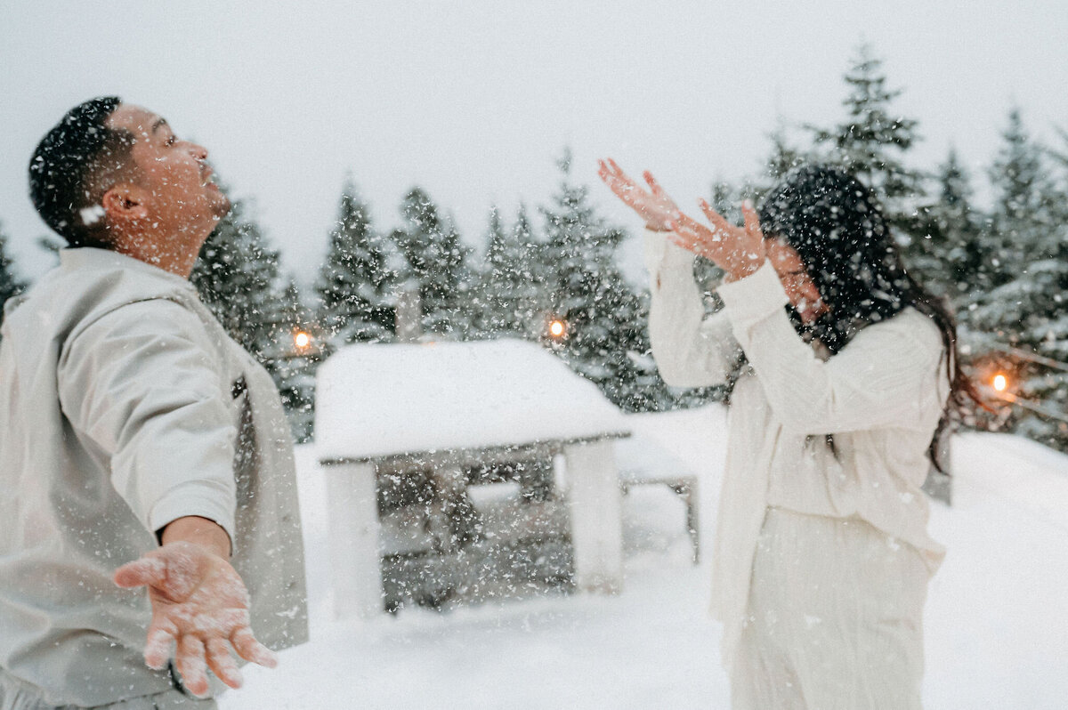 S-R_Winter-Elopement-Quebec-190