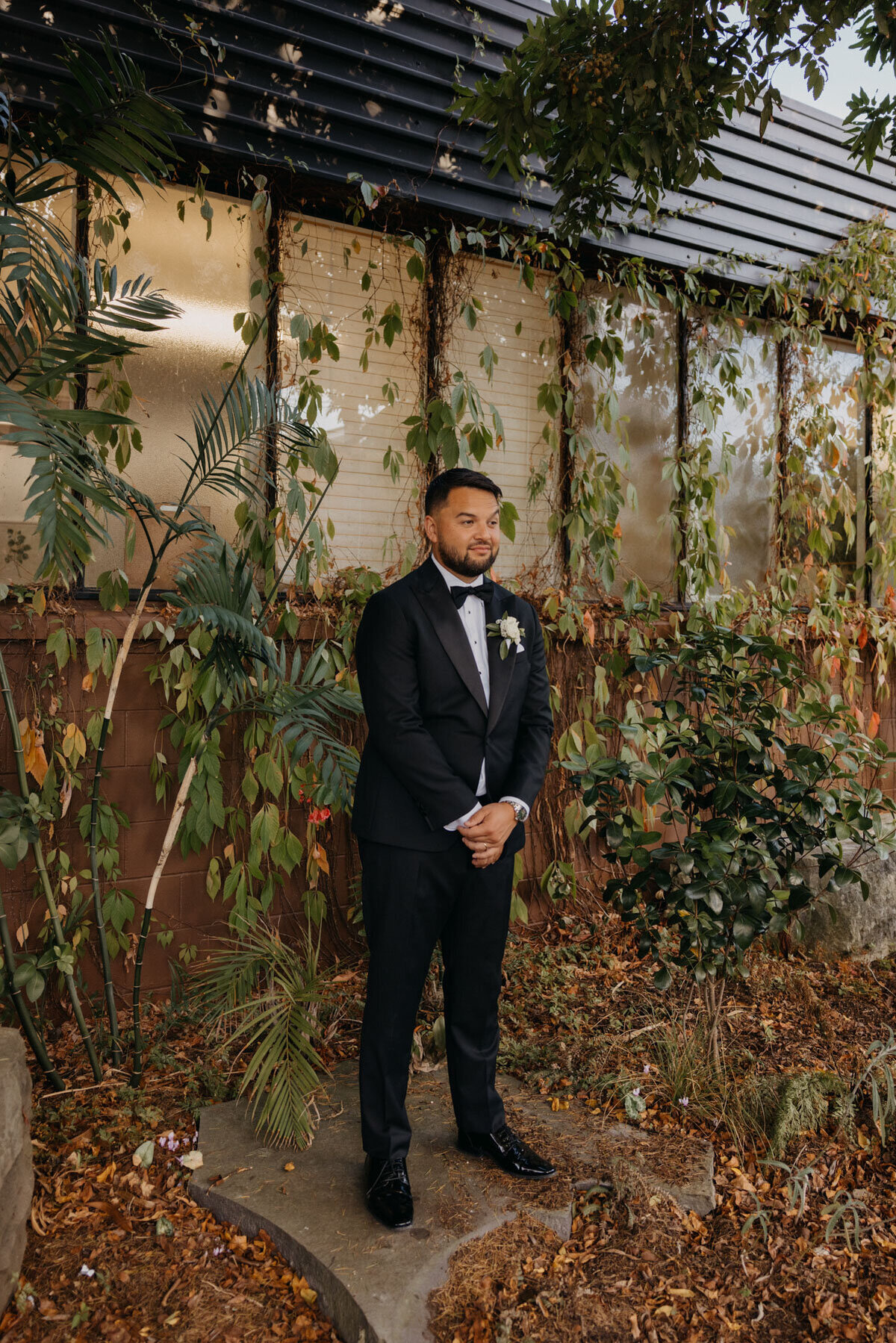 Nicole_and_sam_auckland_wedding©emmalinephotography_30