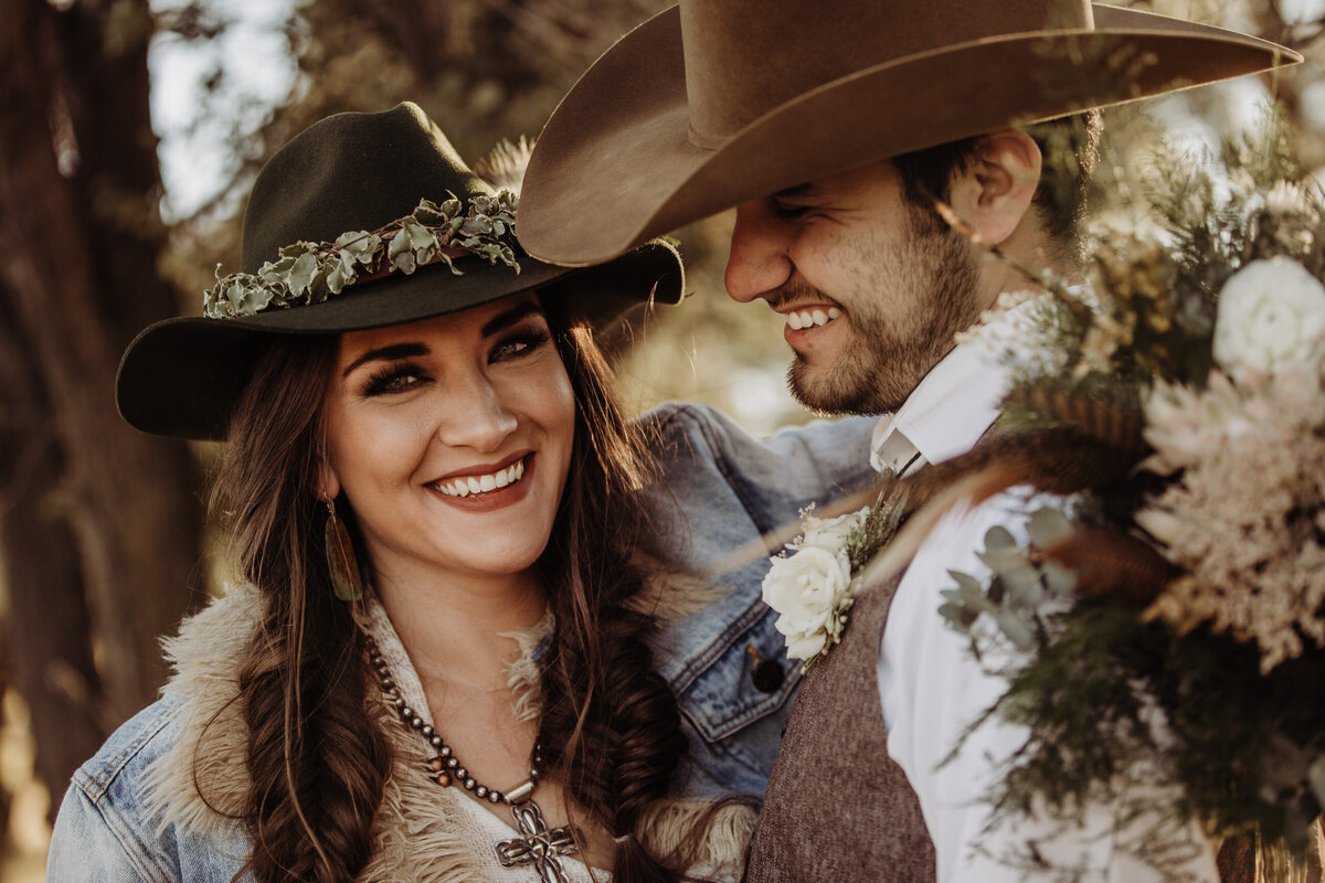 western-wedding-photographer-native-roaming-photography-78