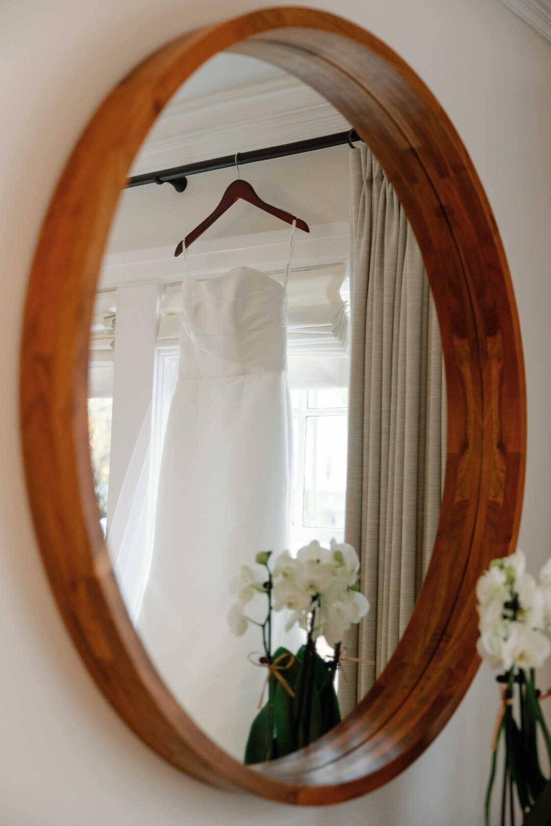 Atlanta-Georgia-Swan-House-Wedding-Photographer-0002