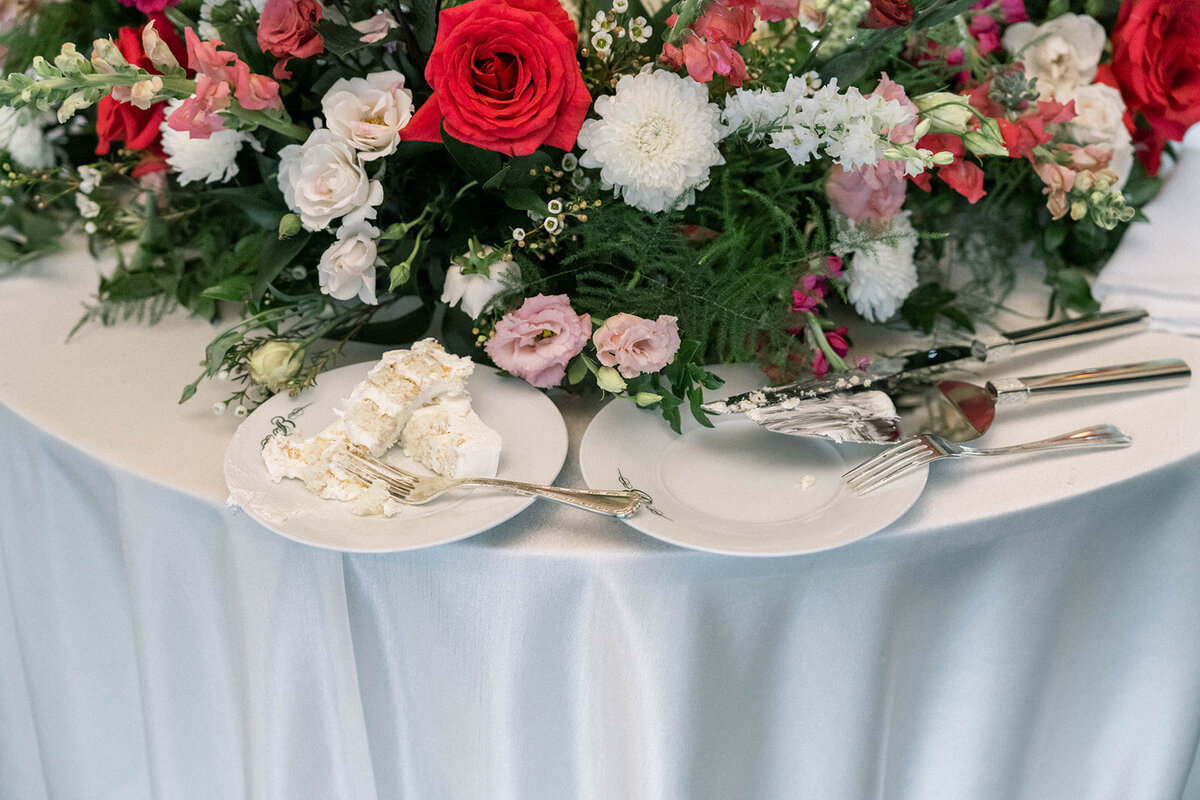 M%2bE_The_Broadmoor_Lakeside_Terrace_Wedding_Highlights_by_Diana_Coulter-85