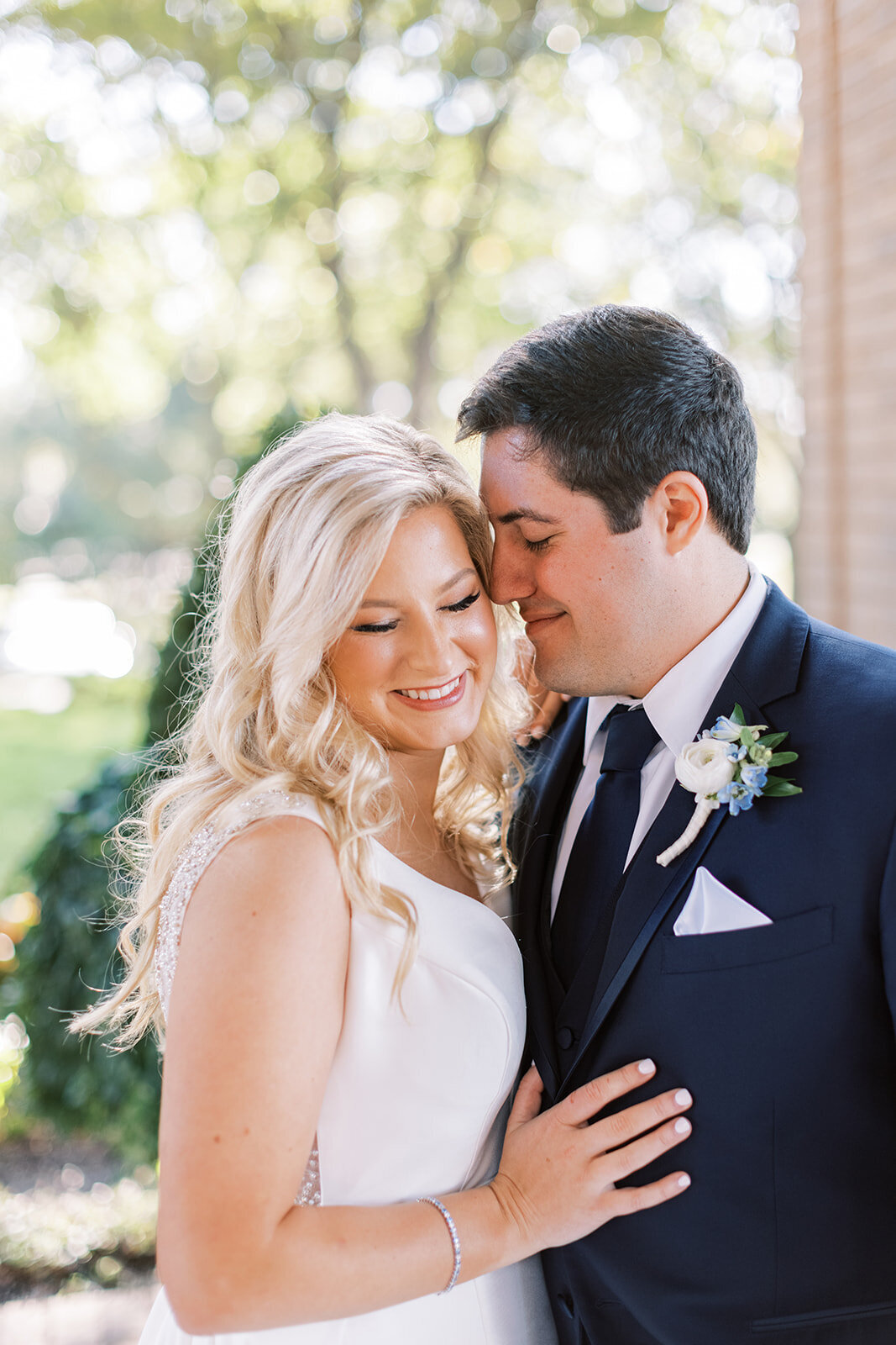 Dallas Southern Country Club Wedding by Megan Kay Photography at Glen Eagle Country Club (11)