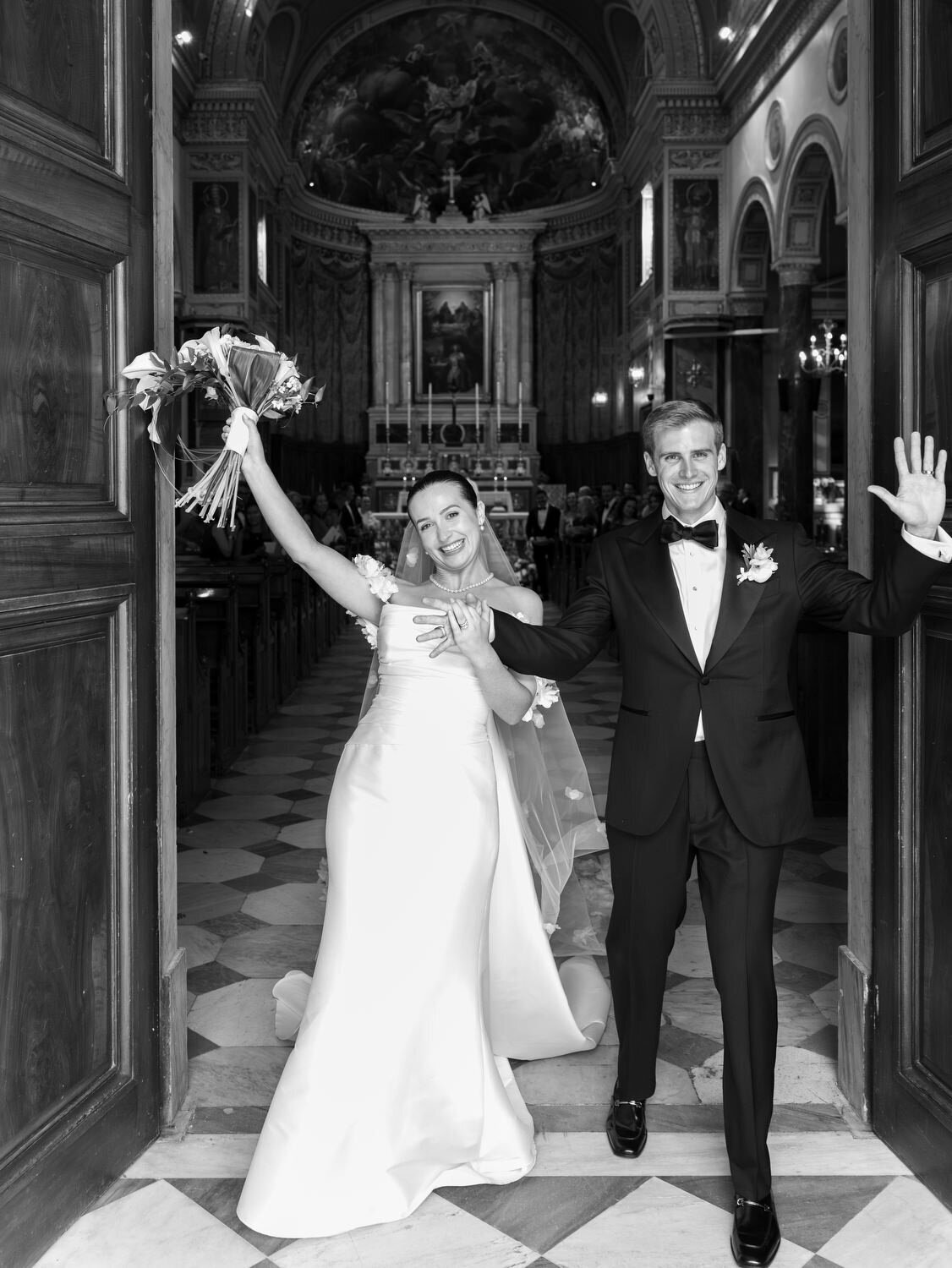 Romantic-Wedding-at-Island-Art-and-Taste–The-Residence-041