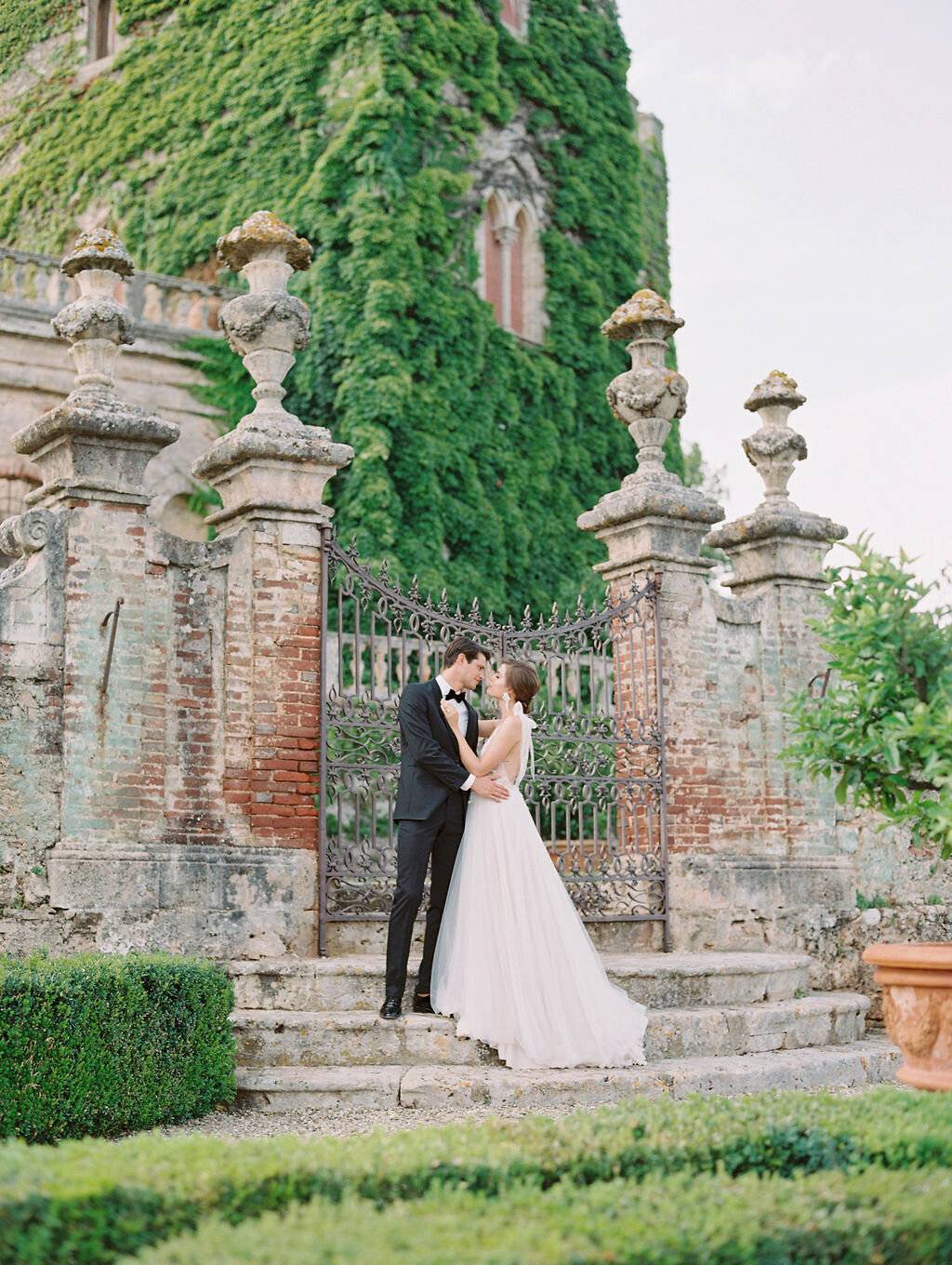 Trine_Juel_hair_and_makeupartist_wedding_Italy_Castello_Di_CelsaQuicksallPhotography_CastelloDiCelsa0437