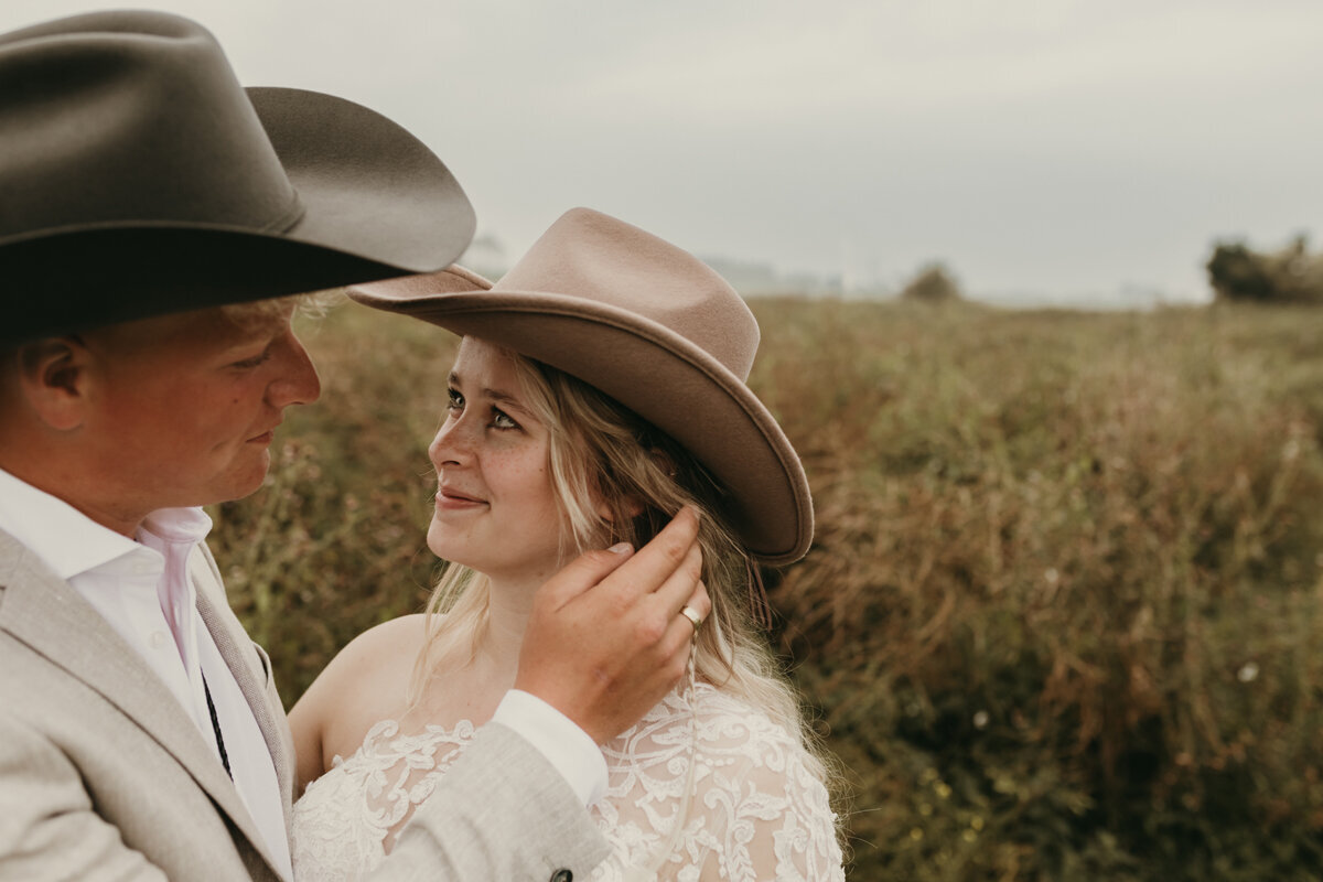 Trouwfotograaf-omgeving-wijchen-nijmegen-gelderland-brabant-Julia-&-Jarno-BlinkendBeeld-42