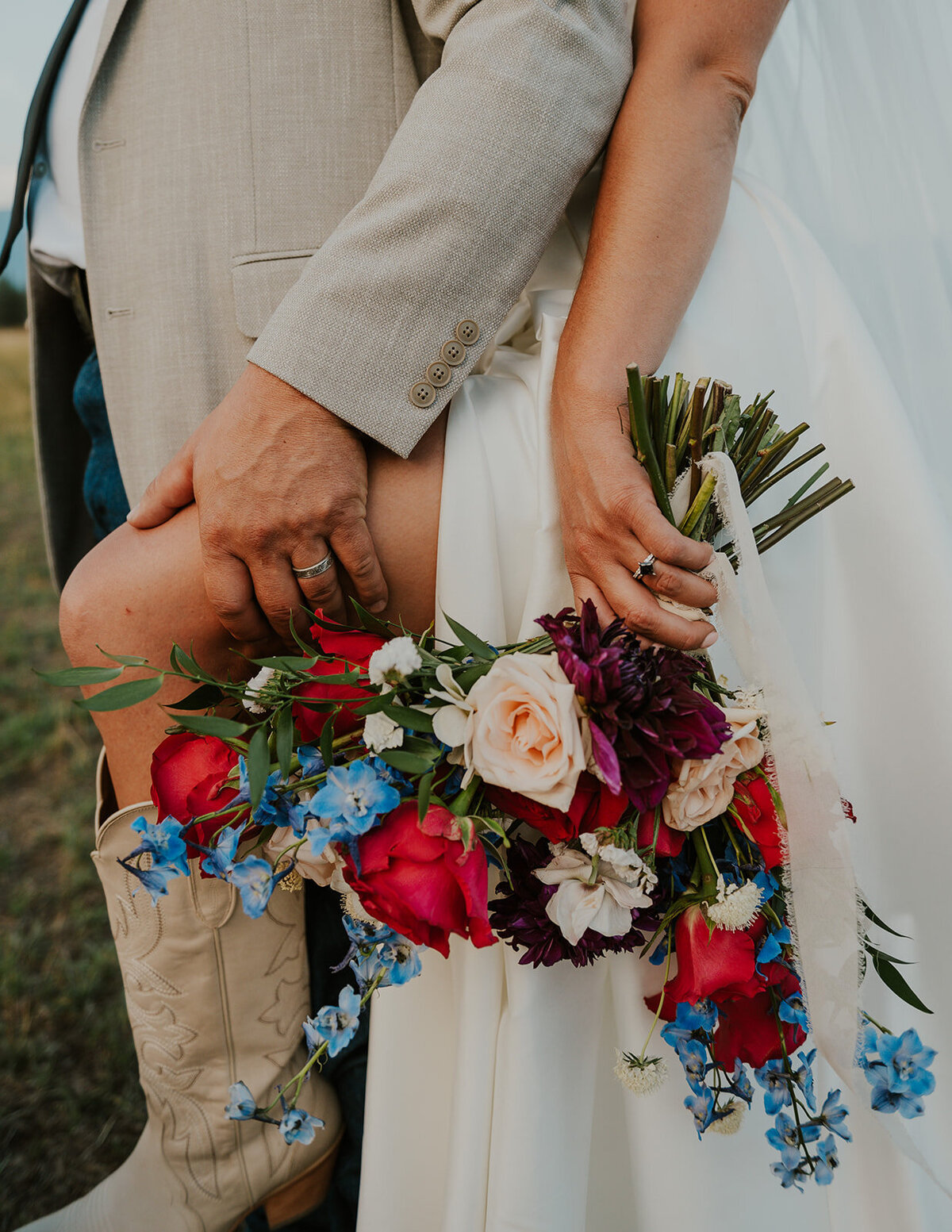 presley-gray-luxury-western-montana-wedding-8595