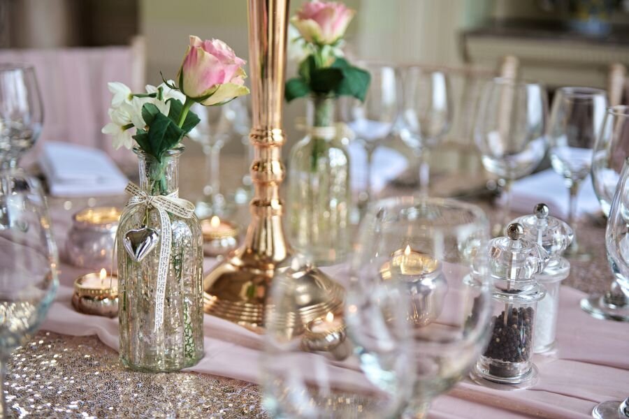 Dusky pink and gold wedding Prestwold Hall sm(4)