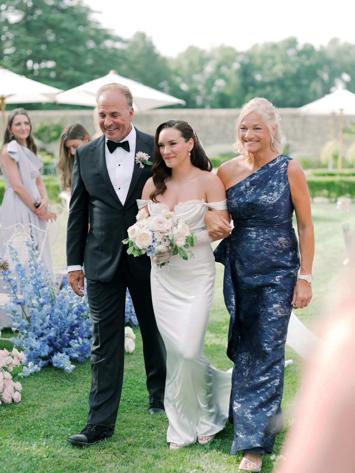Jennifer Fox Weddings American wedding planning & design agency in Provence, crafting luxury weddings at Château de Fonscolombe sophieeptonphotographyjordynrichardwedpreview-86