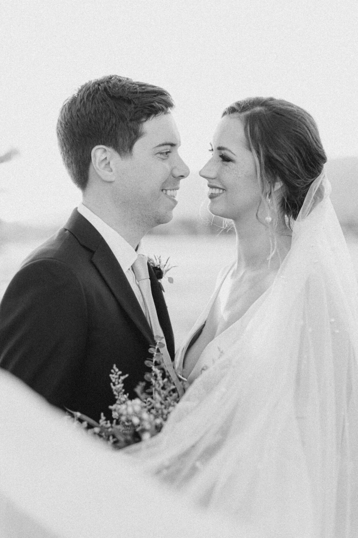 audra-jones-photography-king-family-vineyards-wedding-ali-richie-208