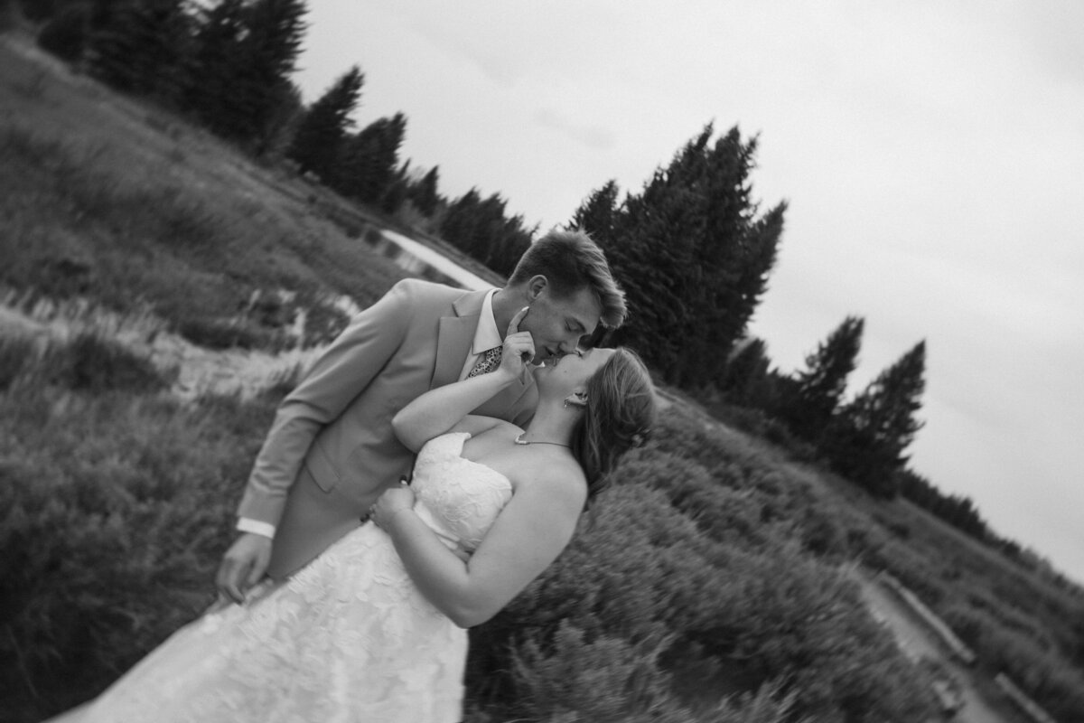 grandtetonnationalpark-bridal-session-idaho-photographer-hackwellphotoco-38