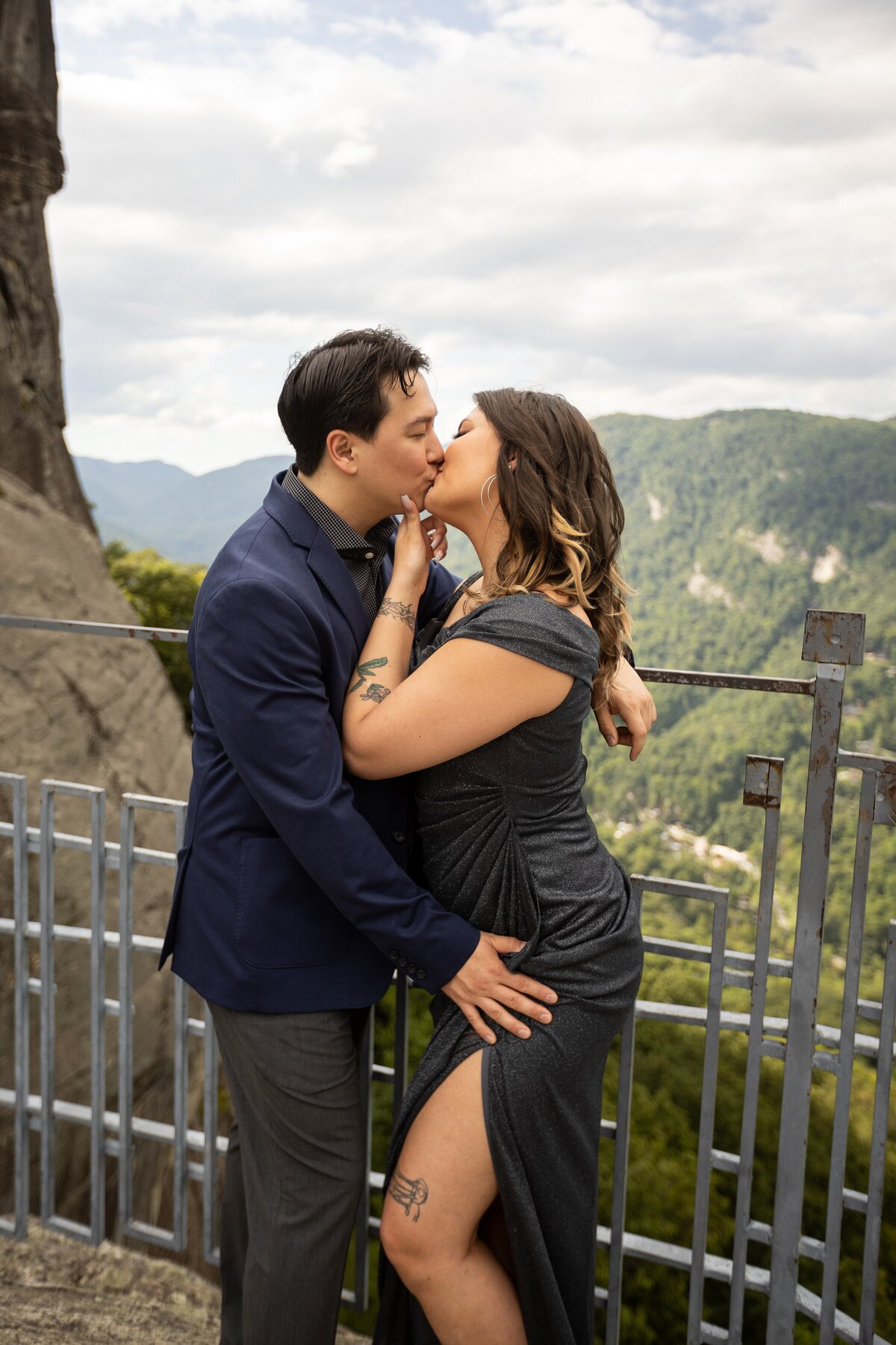 asheville-north-carolina-nc-engagement-session-surprise-proposal-photographer_0100