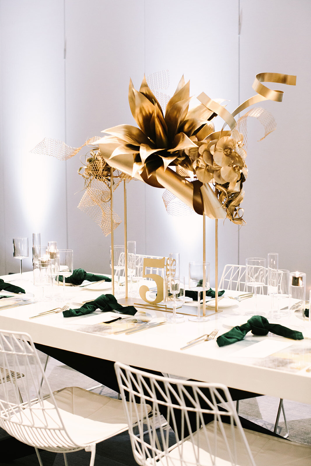 classic-modern-wedding-gold-table-number-centerpiece