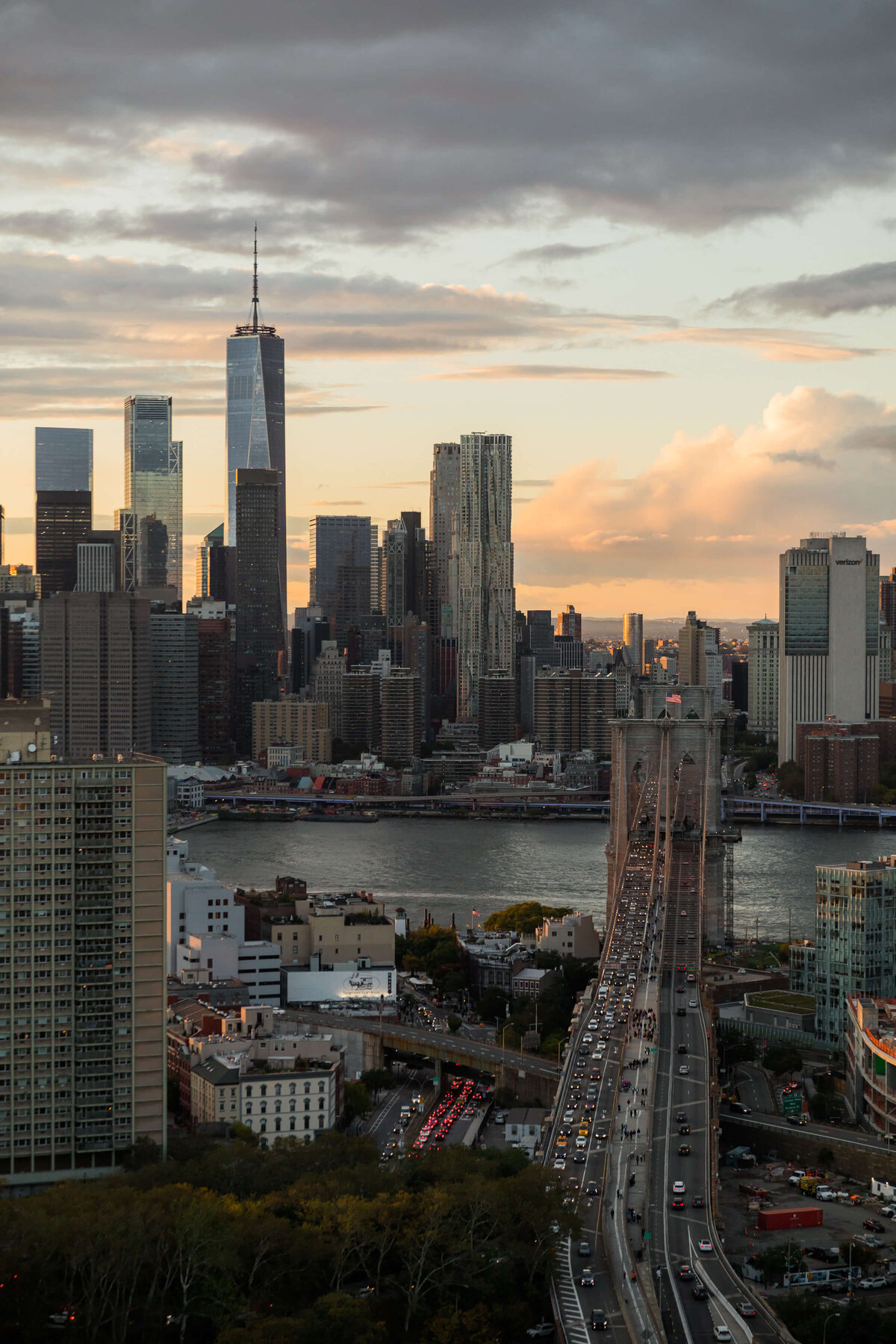 dumbo-rooftop-sunset-wedding-larisa-shorina-7