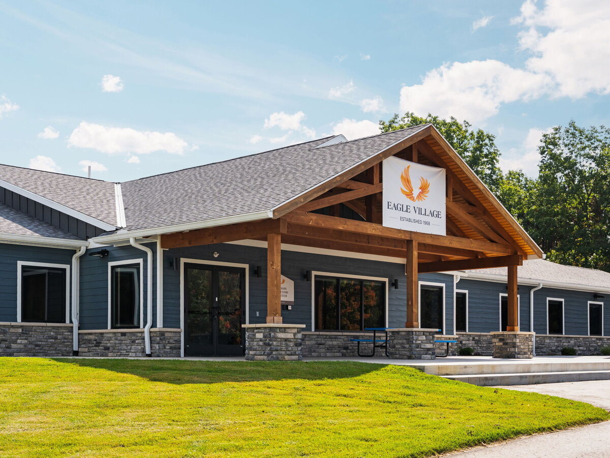 93-web-or-mls-A7403570