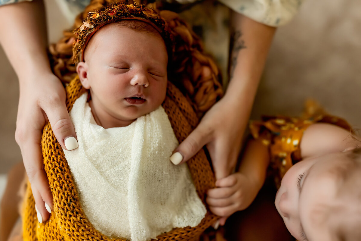 Lifestyle newborn session in home | Burleson, TX Newborn Photographer