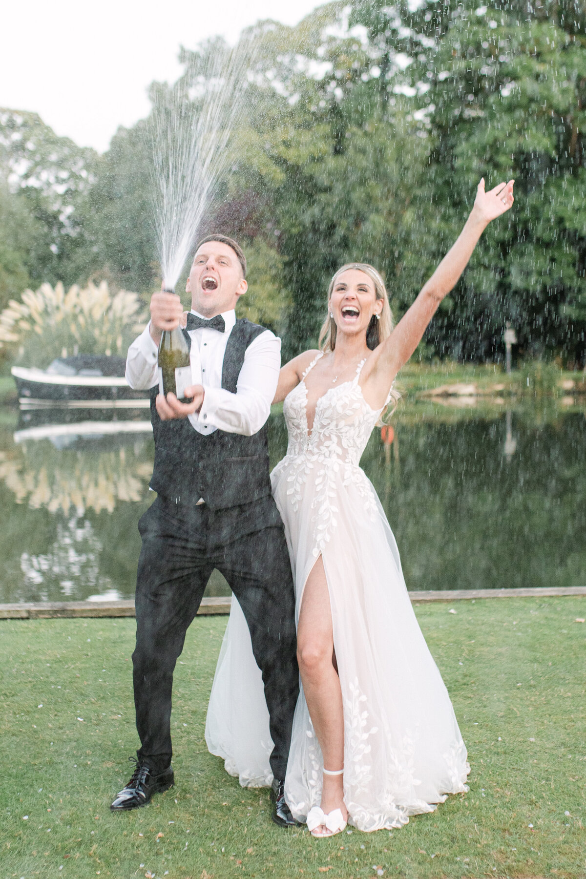 Berkshire Wedding Photographer-15