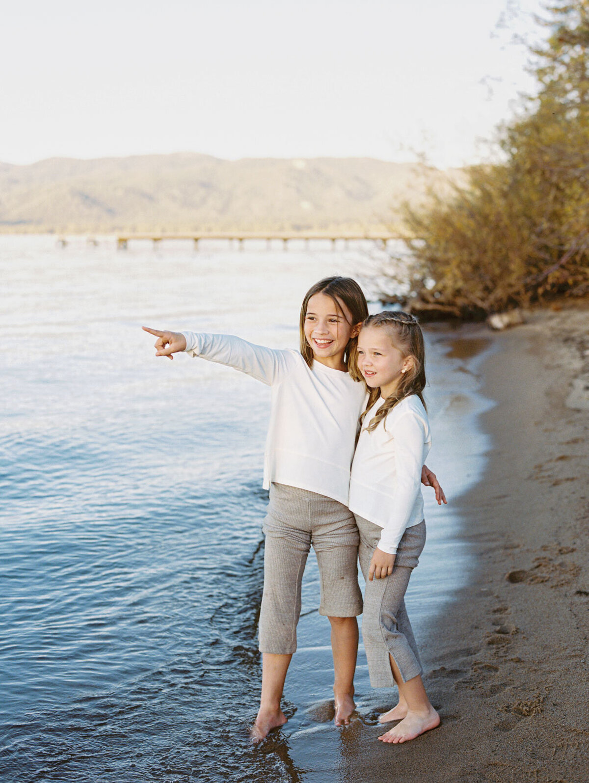Lake Tahoe family photos by the lake