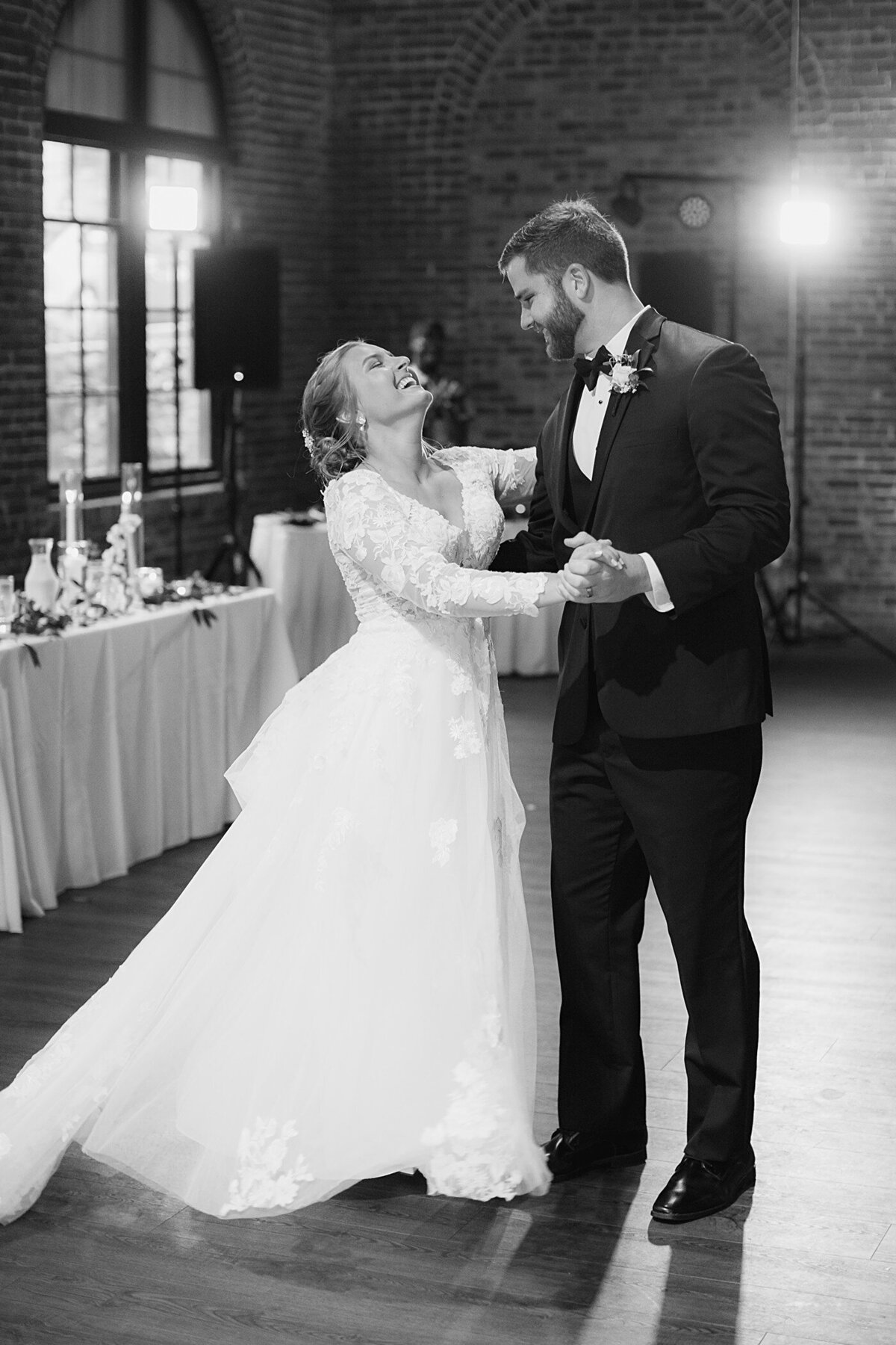 firstdance-bride-greenville-sc-The-L