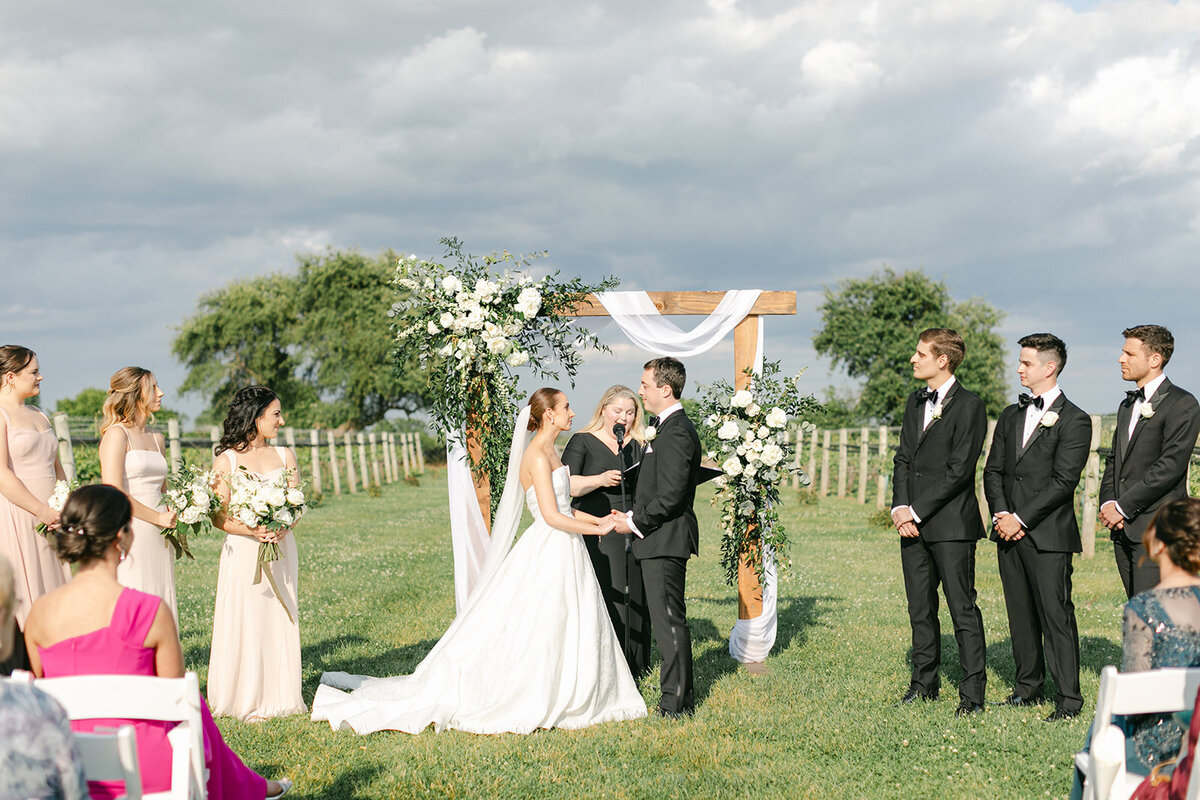 ct-wedding-officiant-at-jonathan-edwards-winery