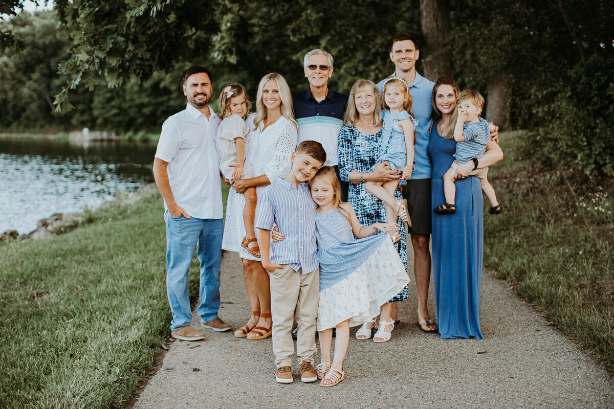 brighton-michigan-senior-photographer-anadalai-photography