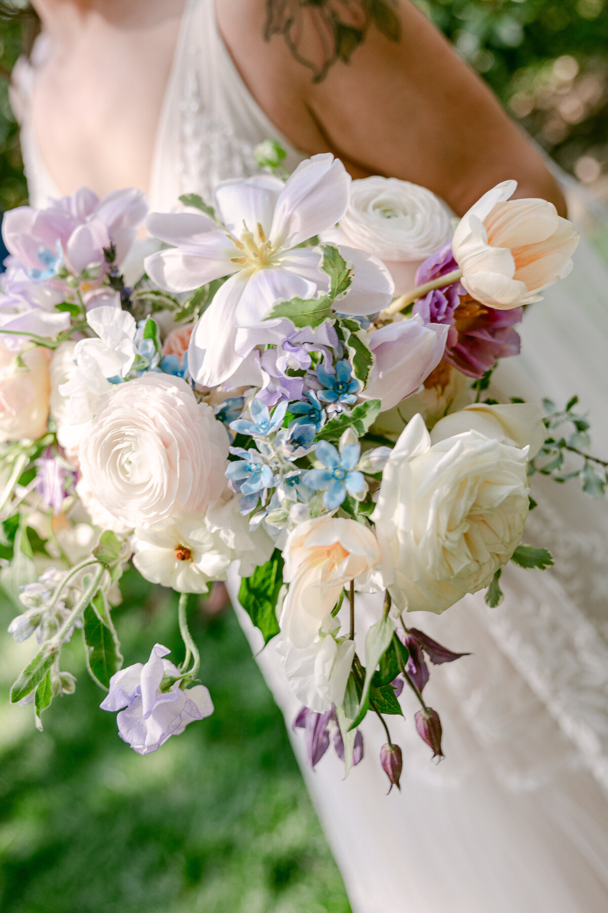 The Blisses Wedding_VanLandingham Estate Charlotte Wedding Venue_NC Wedding Photographers_0216