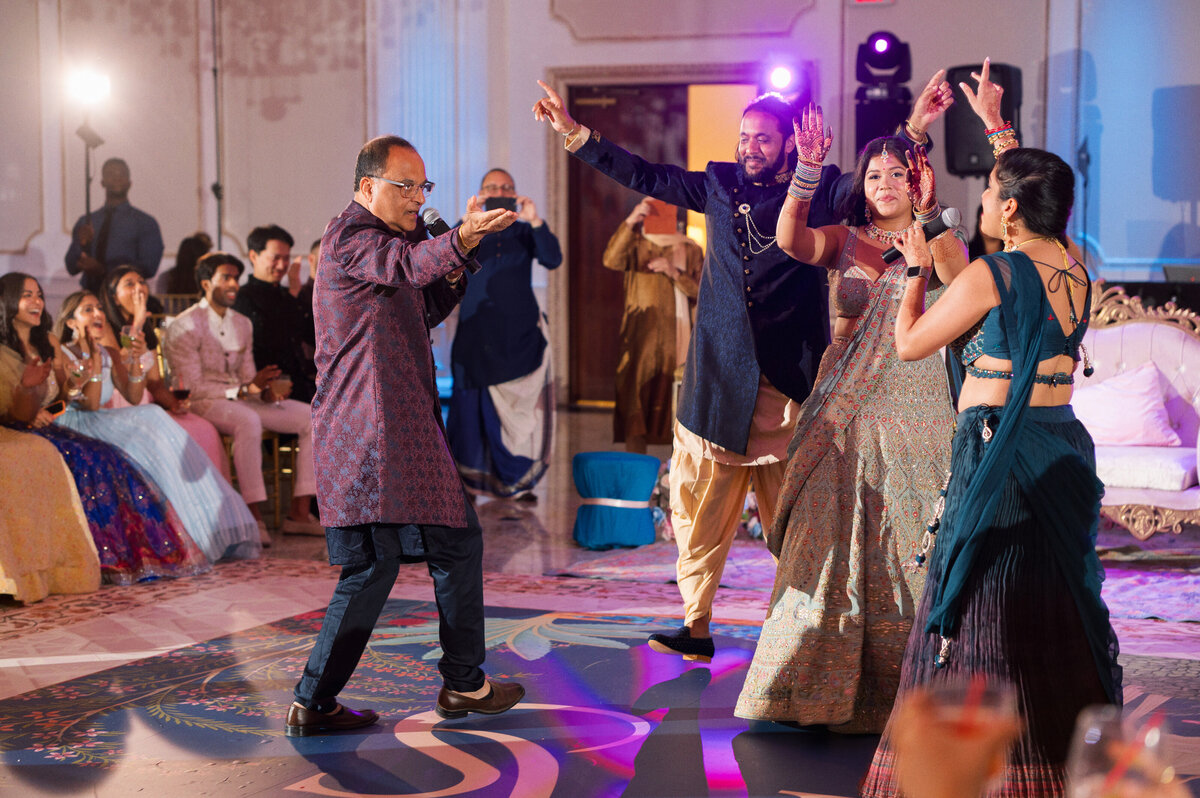 2024_06_21-sangeet-SuchetaArnab-0924