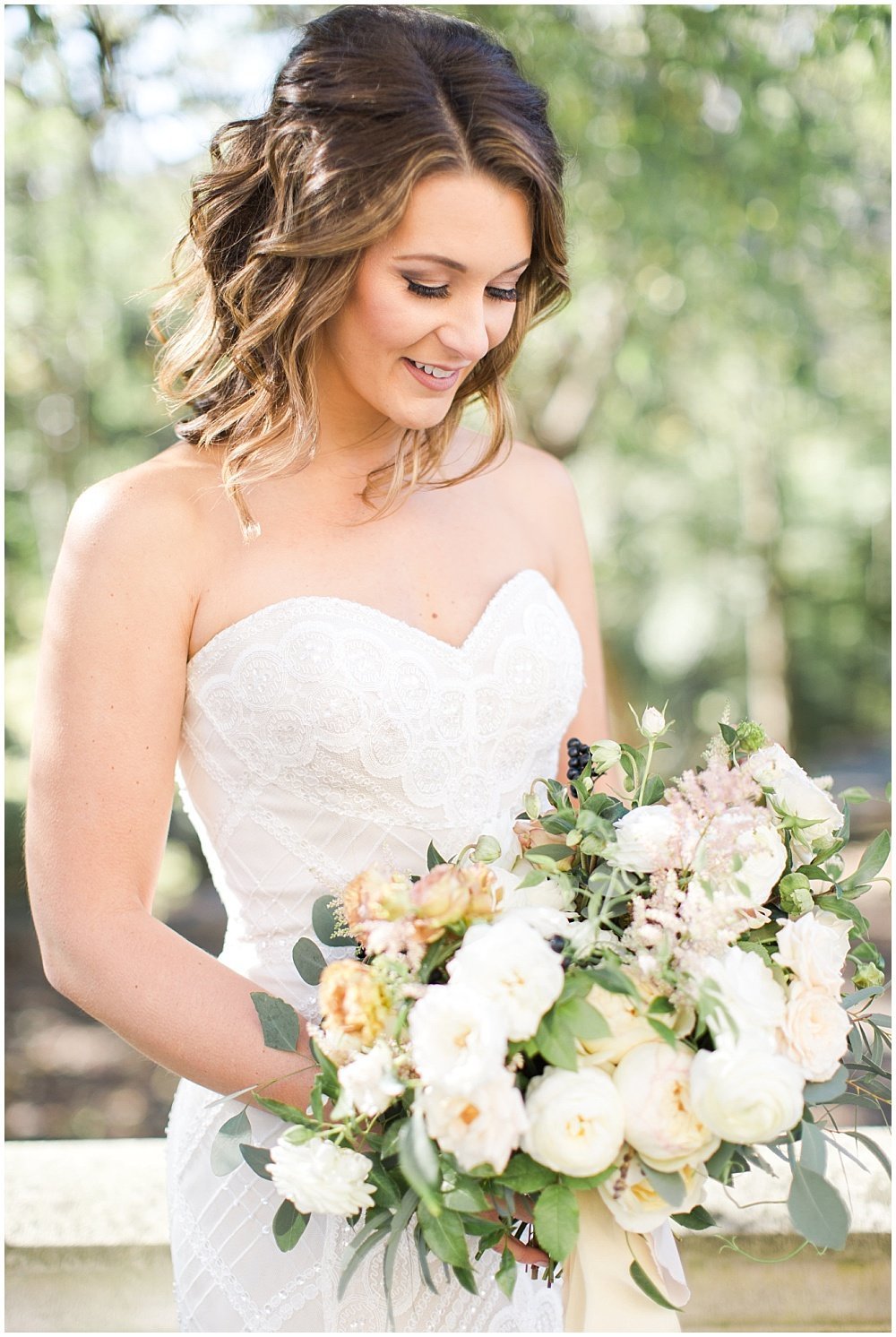 Laurel-Hall-Fall-Navy-Wedding-Ivan-Louise-Images-Jessica-Dum-Wedding-Coordination_photo_0013