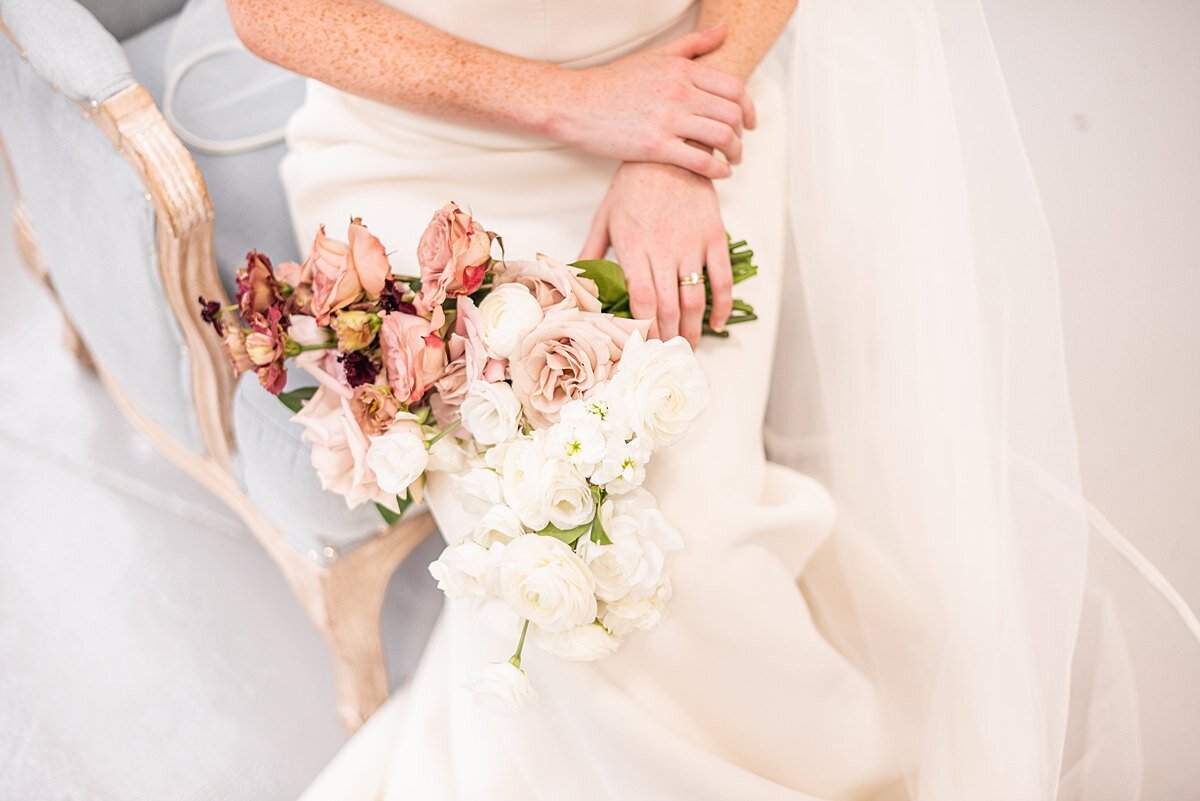 bride-bouquet-white-red-modern-greenville-sc