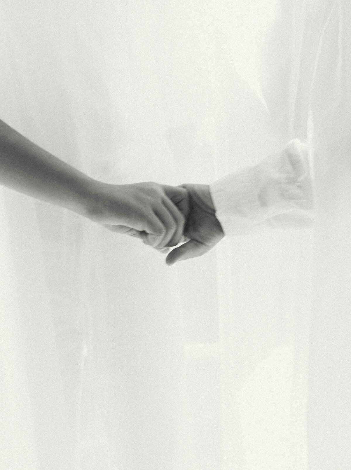 LOVE-SOAKED-RETREAT-SELECTS-MOTHERHOOD-ALLIE-KFK-24