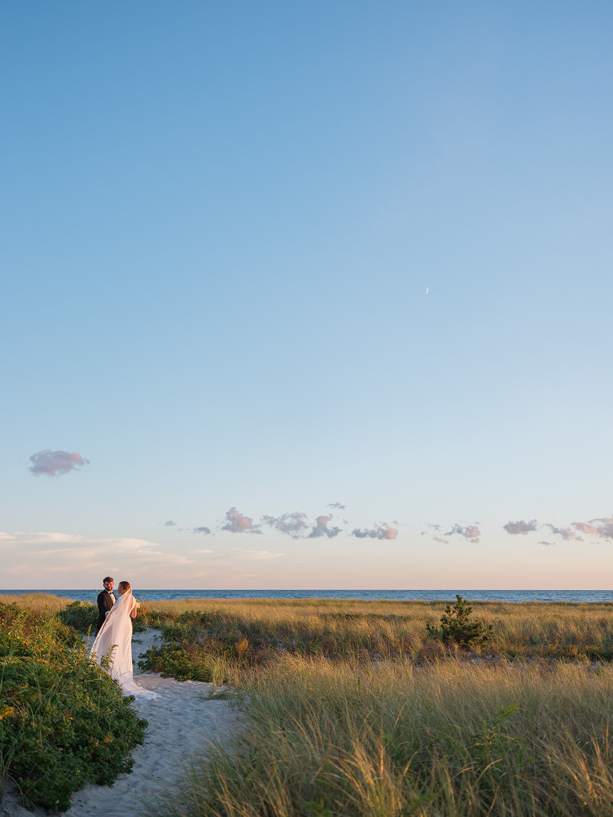 24_Lily_Andrew_CourtneyLindenPhotography_Wychmere_0816