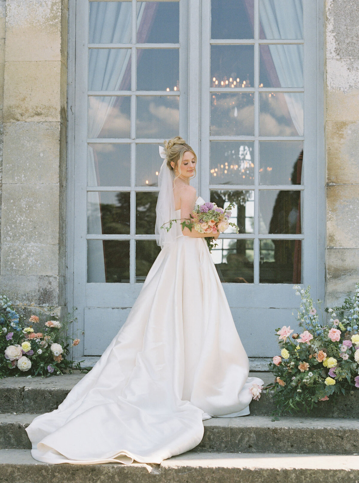 Chateau de Champlatreux Editorial-Purple Florals-Paris-France-Destination Wedding-Samin Photography-7