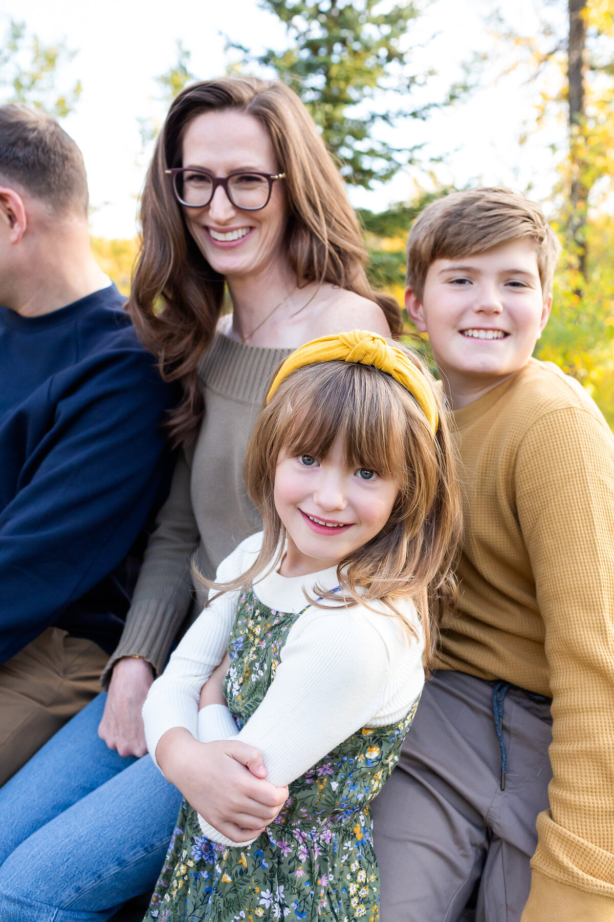 Calgary-outdoor-family-photos-Kate-Daniel-Photography-4
