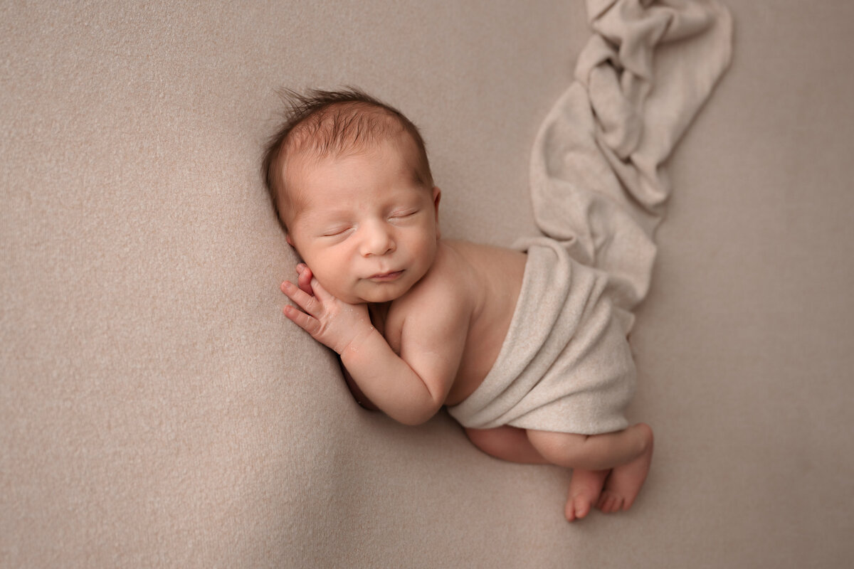 Detroit Michigan Newborn Photography05