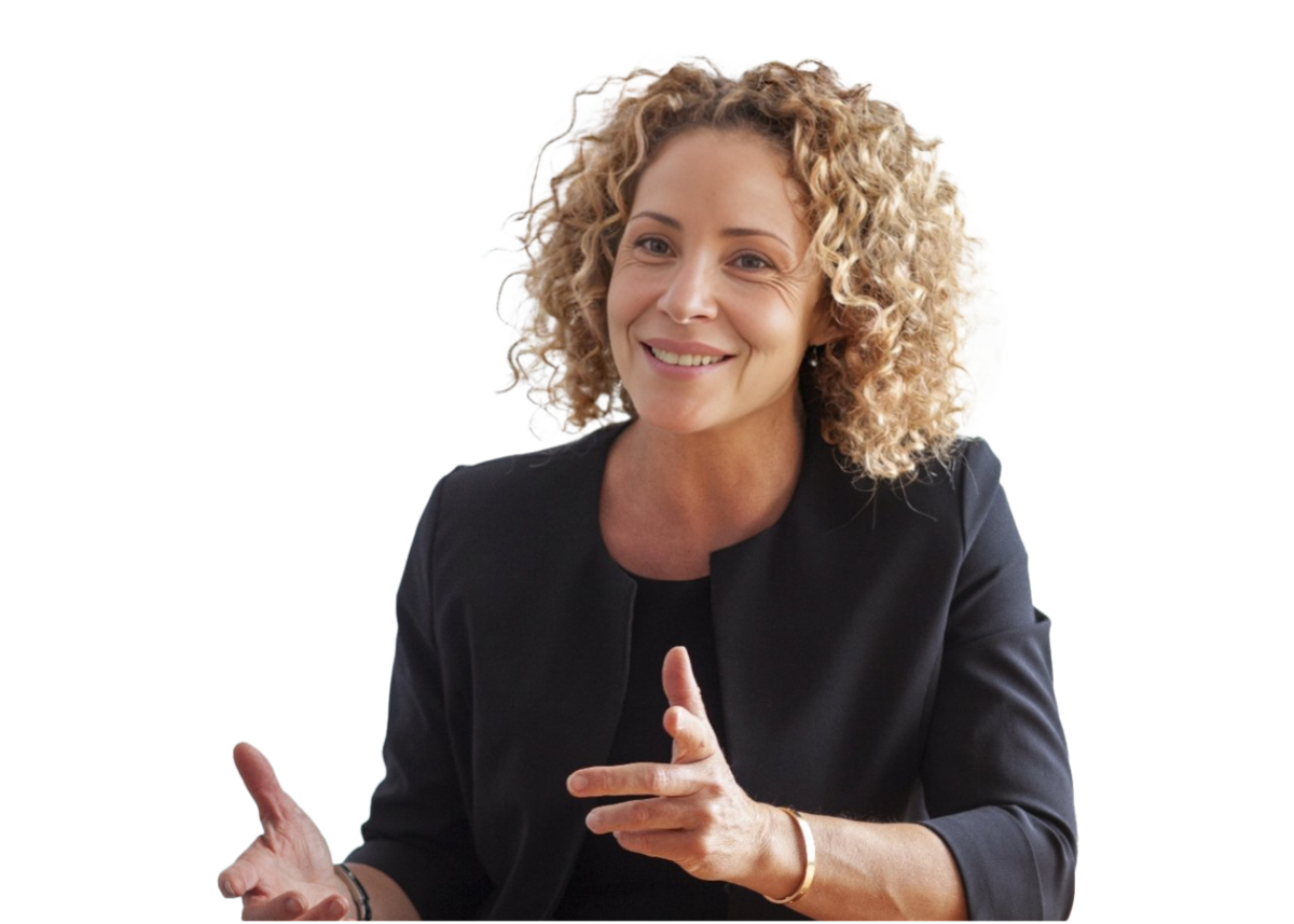 Professional headshot of Lidia Ranieri, leadership and performance coach integrating astrology with psychology.