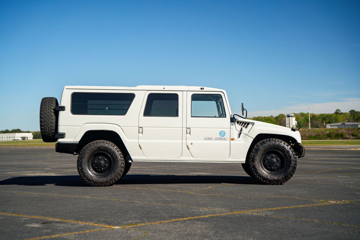 MegaCruiser-11