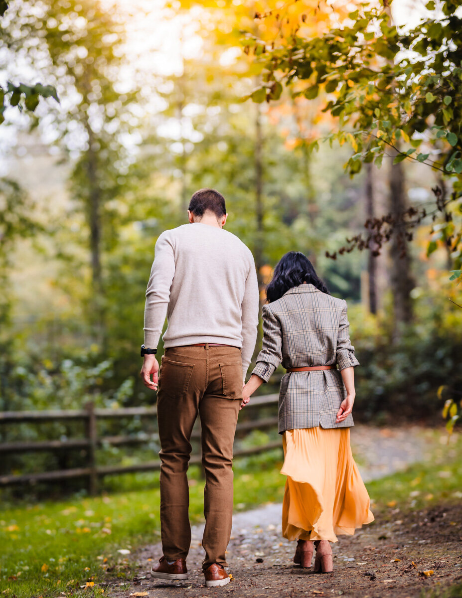 couple-portrait-walking-away