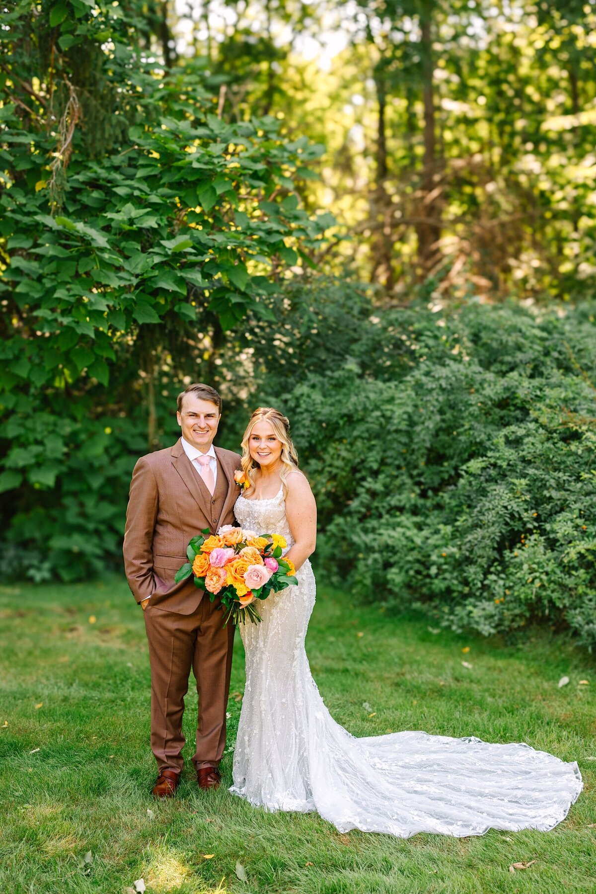 Vibrant_Palm_Springs_Inspired_Red_Barn_at_Outlook_Farm_Summer_Photography_Maine_Wedding_Photographer_0029