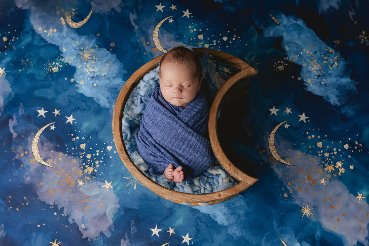 newborn photography moon prop